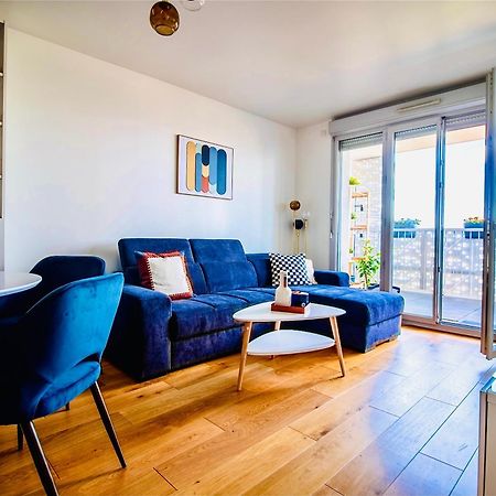 Luxury 2 Rooms Apartment With Balcony Puteaux Ngoại thất bức ảnh