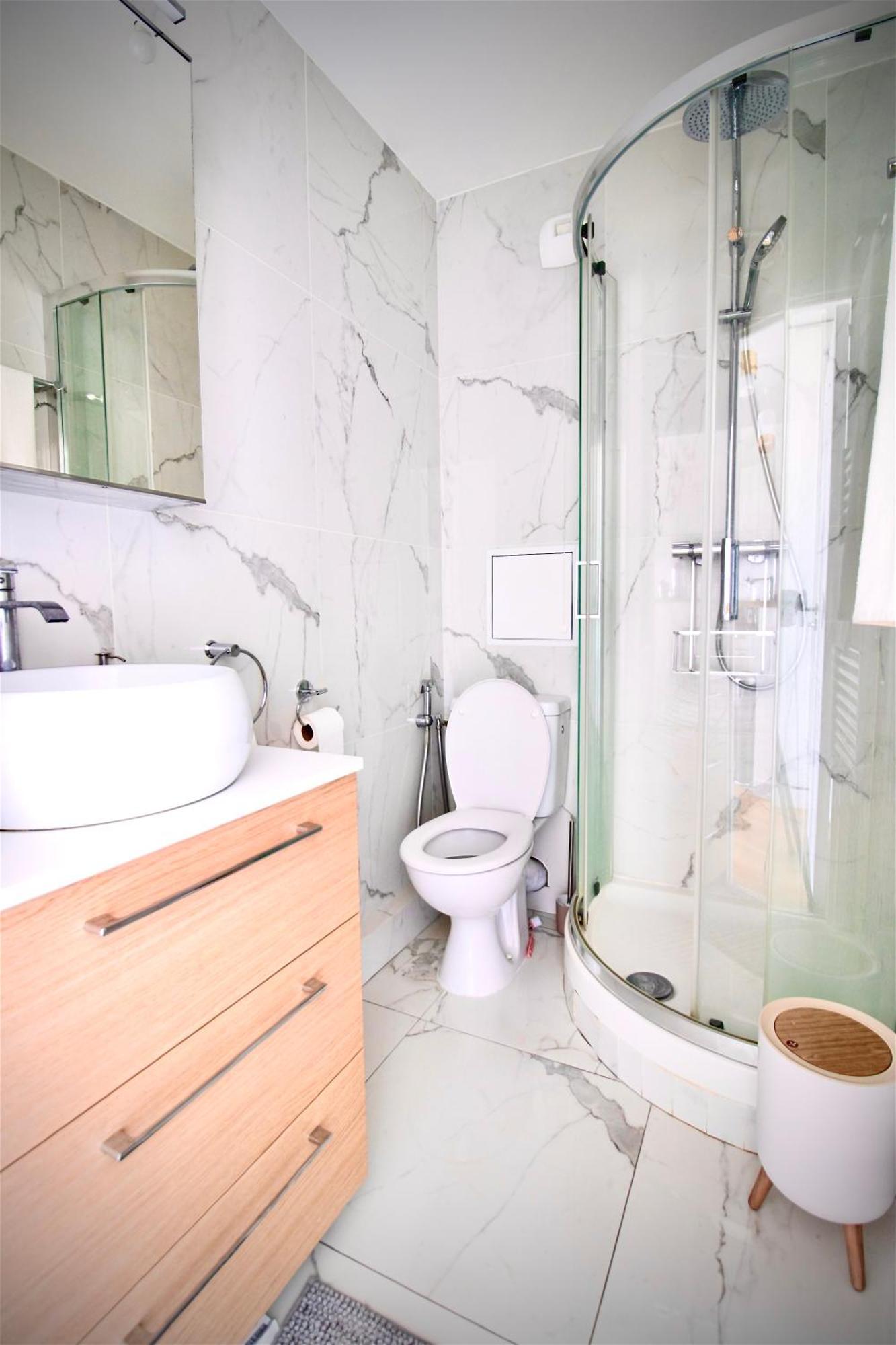 Luxury 2 Rooms Apartment With Balcony Puteaux Ngoại thất bức ảnh